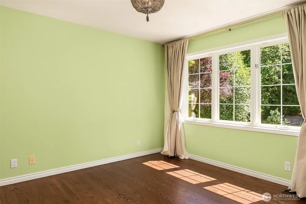 19955 NE 129th Street Woodinville, WA 98077
