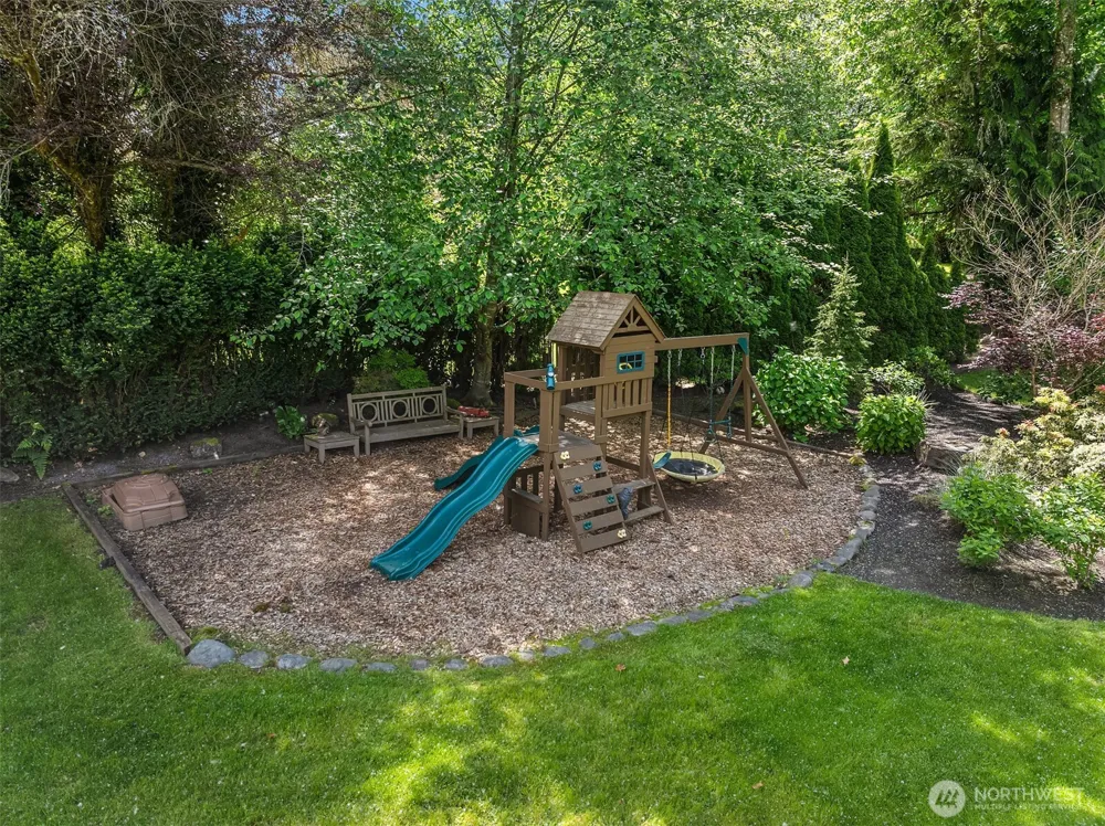 19955 NE 129th Street Woodinville, WA 98077