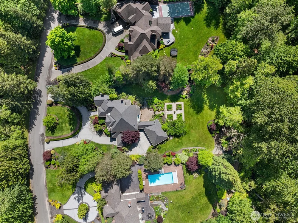 19955 NE 129th Street Woodinville, WA 98077