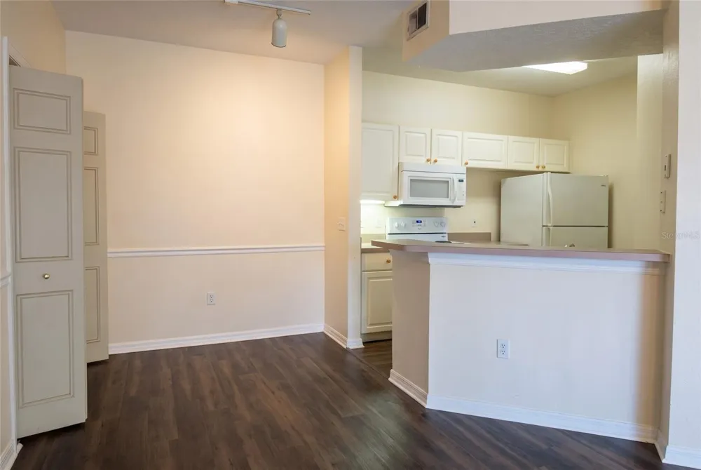 5500 METROWEST BOULEVARD #211 Orlando, FL 32811