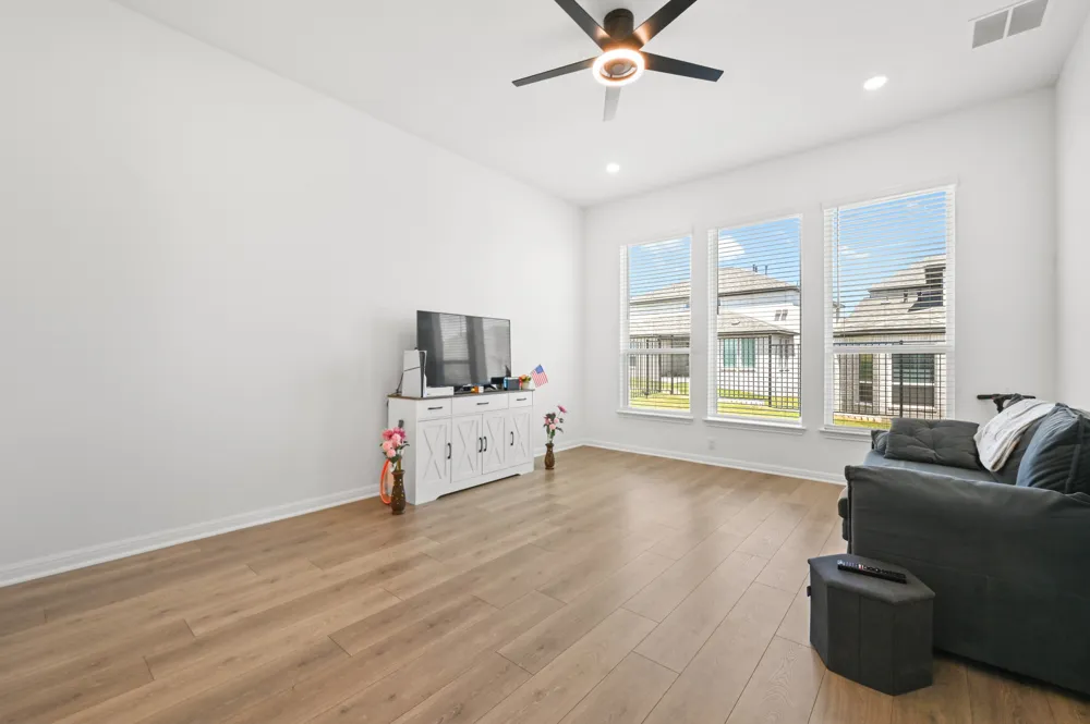 1912 Asti Lane Leander, TX 78641