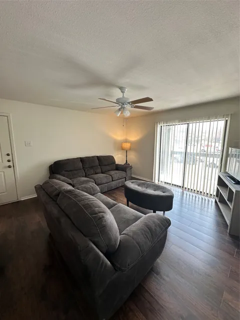 218 Texas Boulevard #201