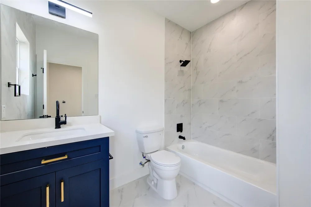 3639 Rebecca Street #B Houston, TX 77021