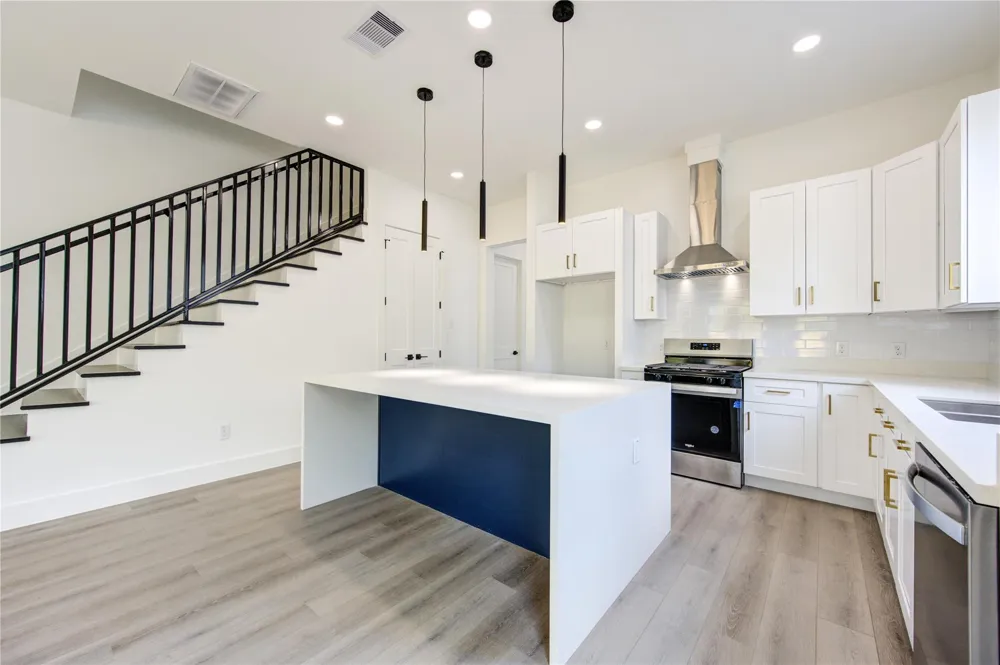 3639 Rebecca Street #B Houston, TX 77021