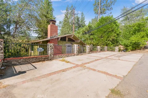 32892 Lone Pine
