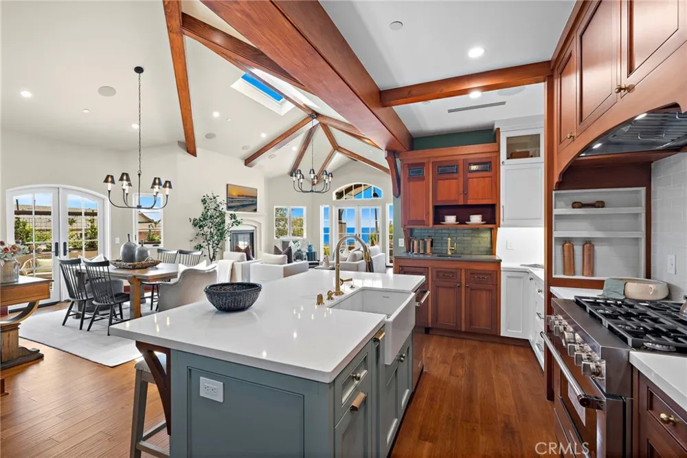 3002 Dorn Court Laguna Beach, CA 92651