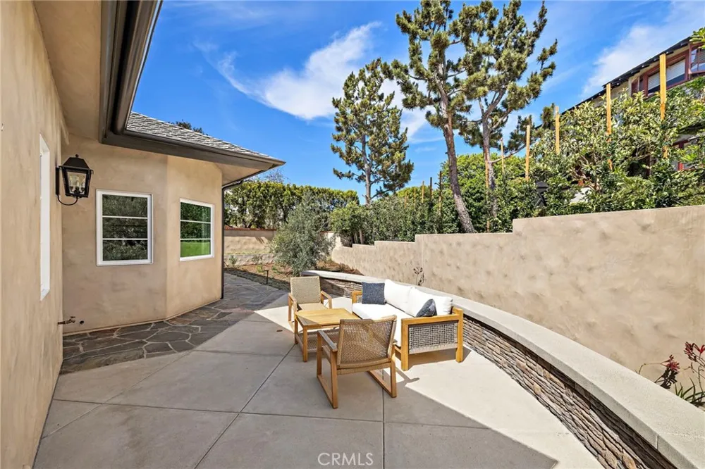 3002 Dorn Court Laguna Beach, CA 92651