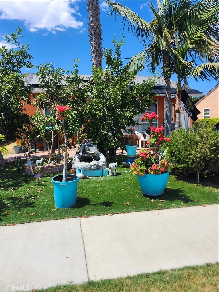 13703 Carpintero Bellflower, CA 90706