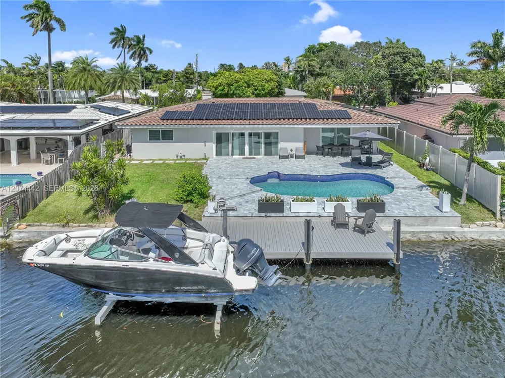 2225 NE 16th Ave Wilton Manors, FL 33305