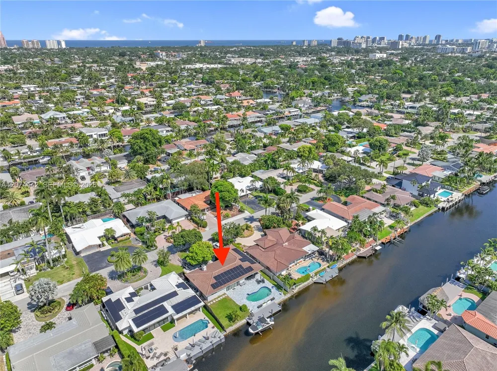 2225 NE 16th Ave Wilton Manors, FL 33305
