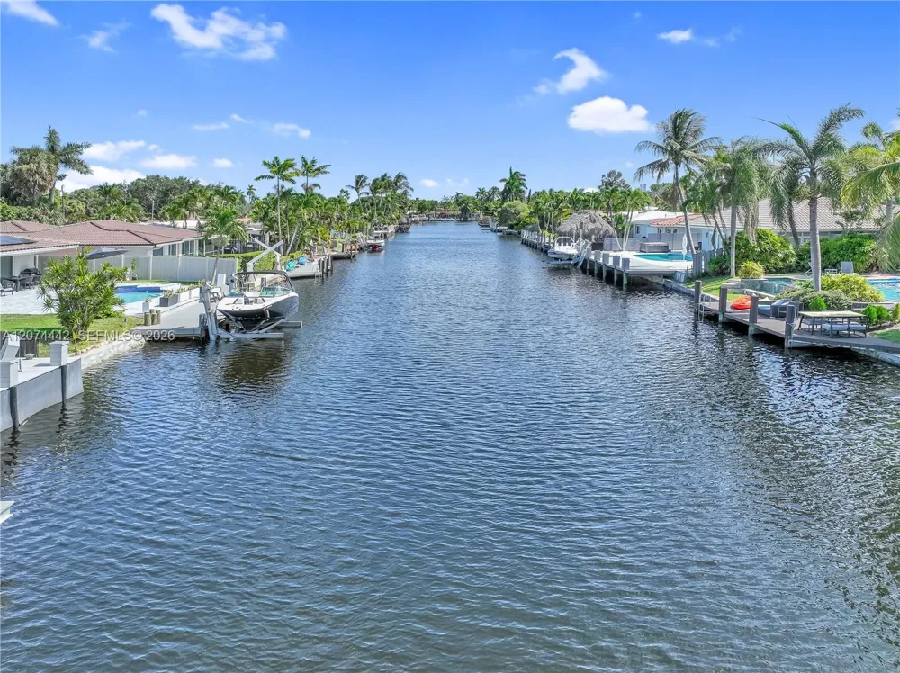 2225 NE 16th Ave Wilton Manors, FL 33305