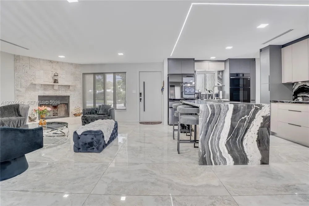 2225 NE 16th Ave Wilton Manors, FL 33305