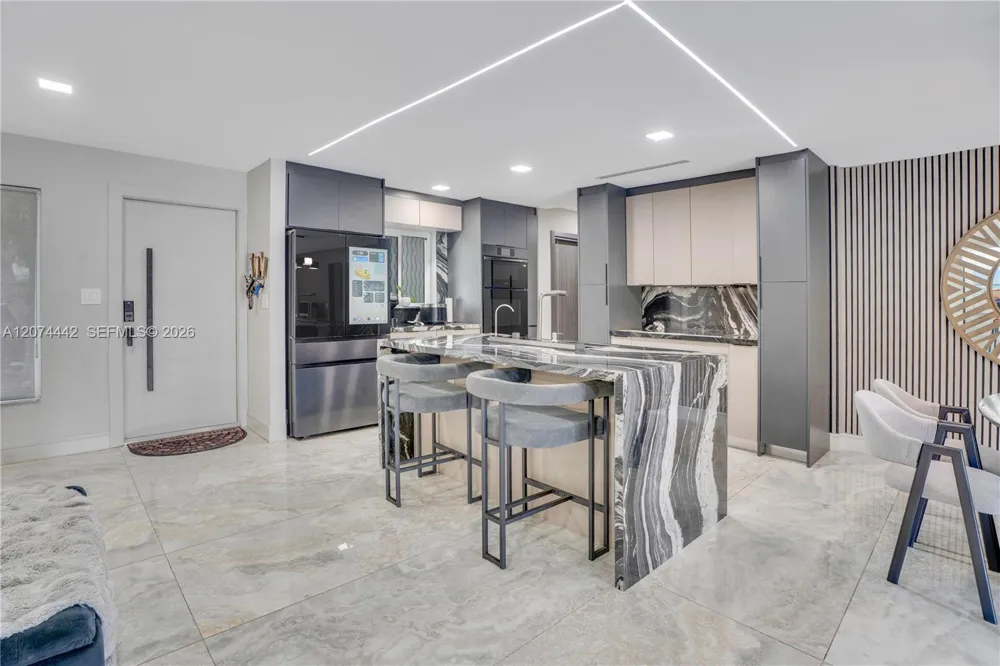 2225 NE 16th Ave Wilton Manors, FL 33305