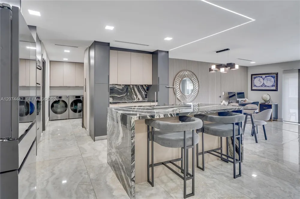 2225 NE 16th Ave Wilton Manors, FL 33305