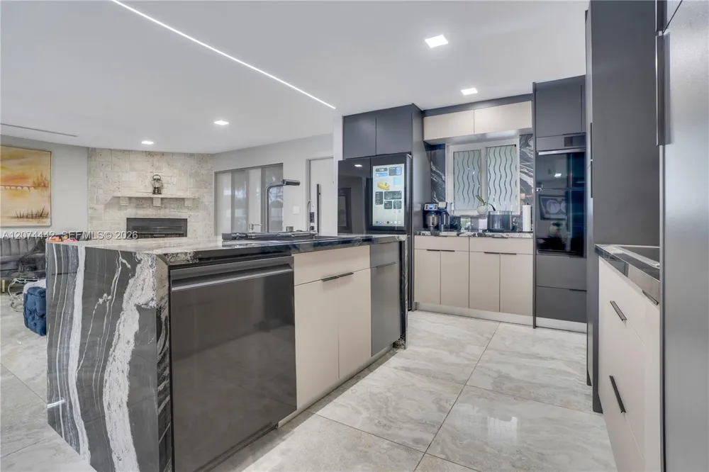 2225 NE 16th Ave Wilton Manors, FL 33305