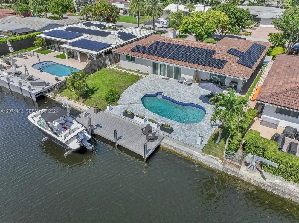 2225 NE 16th Ave Wilton Manors, FL 33305