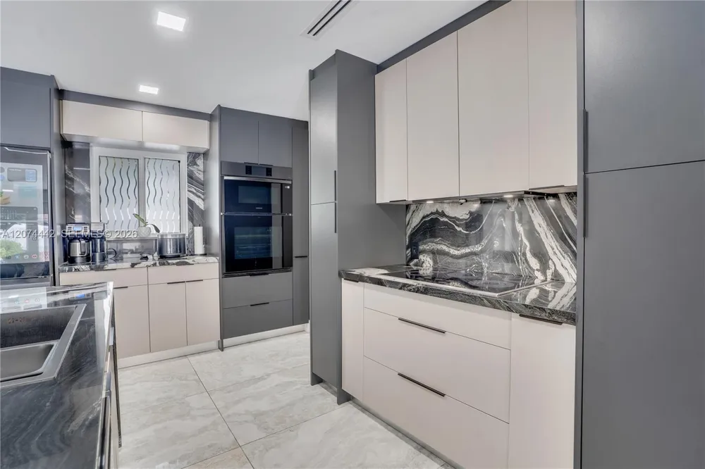 2225 NE 16th Ave Wilton Manors, FL 33305
