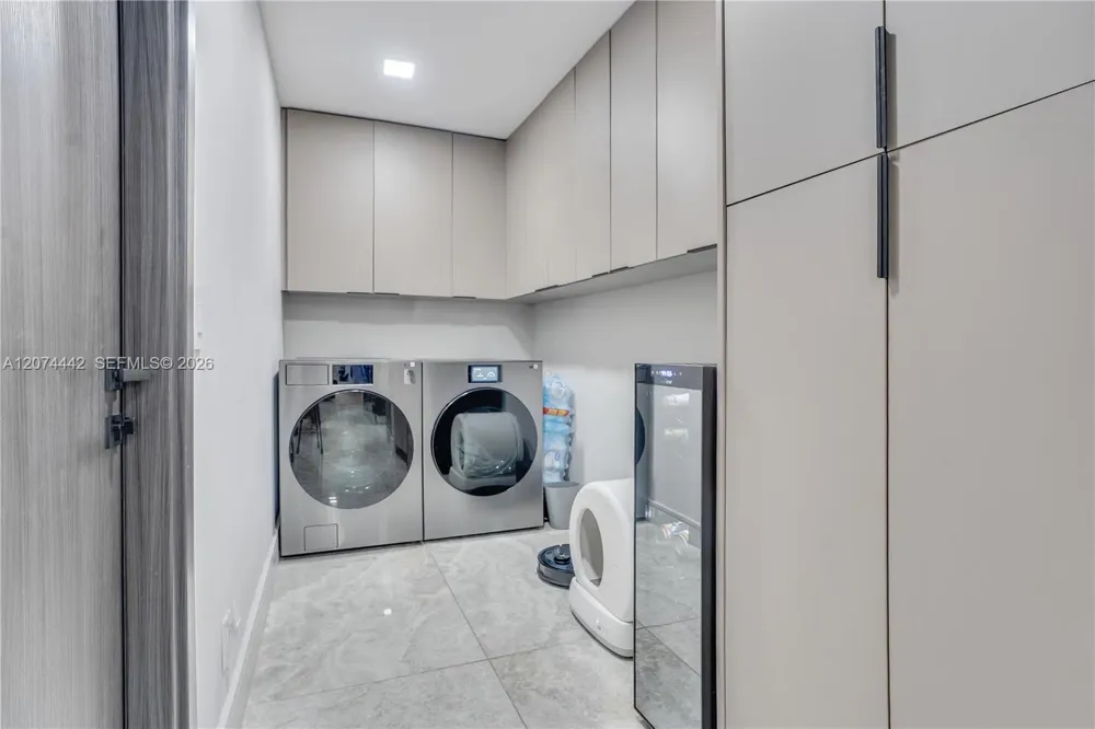 2225 NE 16th Ave Wilton Manors, FL 33305