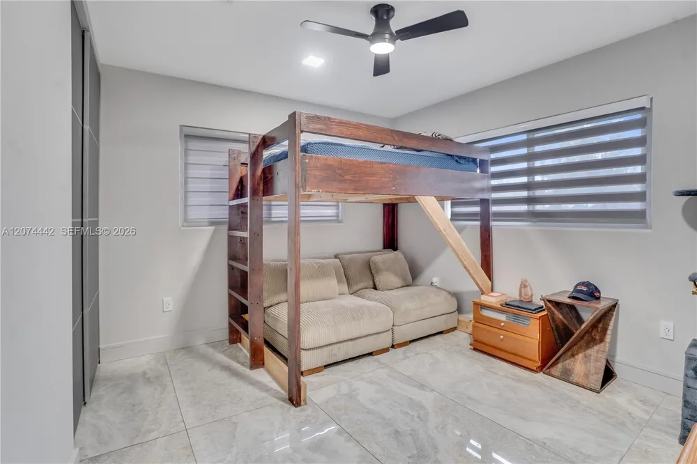 2225 NE 16th Ave Wilton Manors, FL 33305