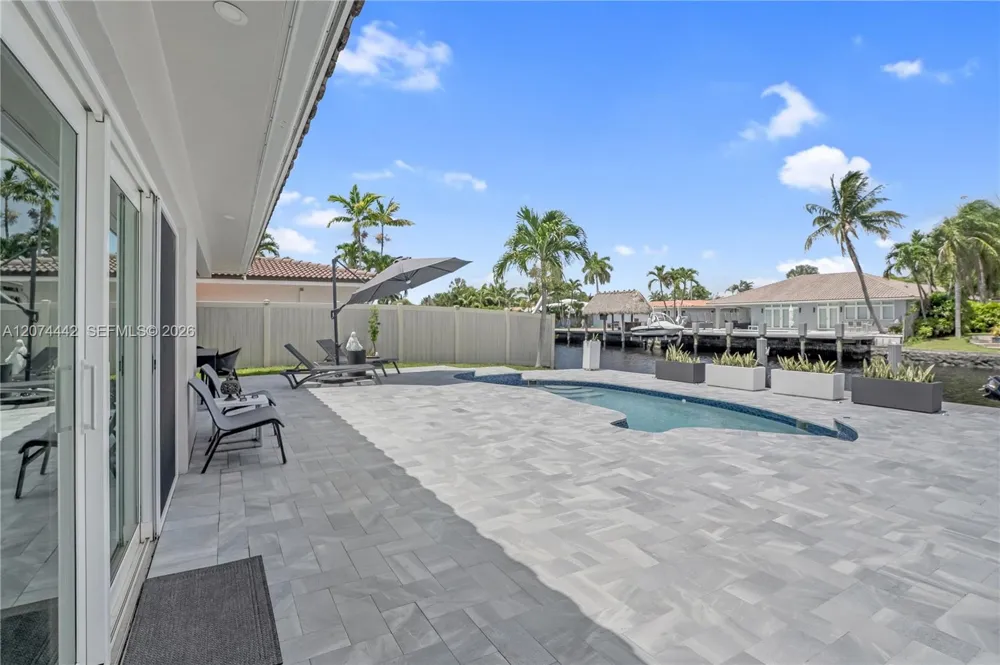2225 NE 16th Ave Wilton Manors, FL 33305