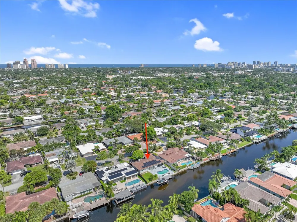 2225 NE 16th Ave Wilton Manors, FL 33305