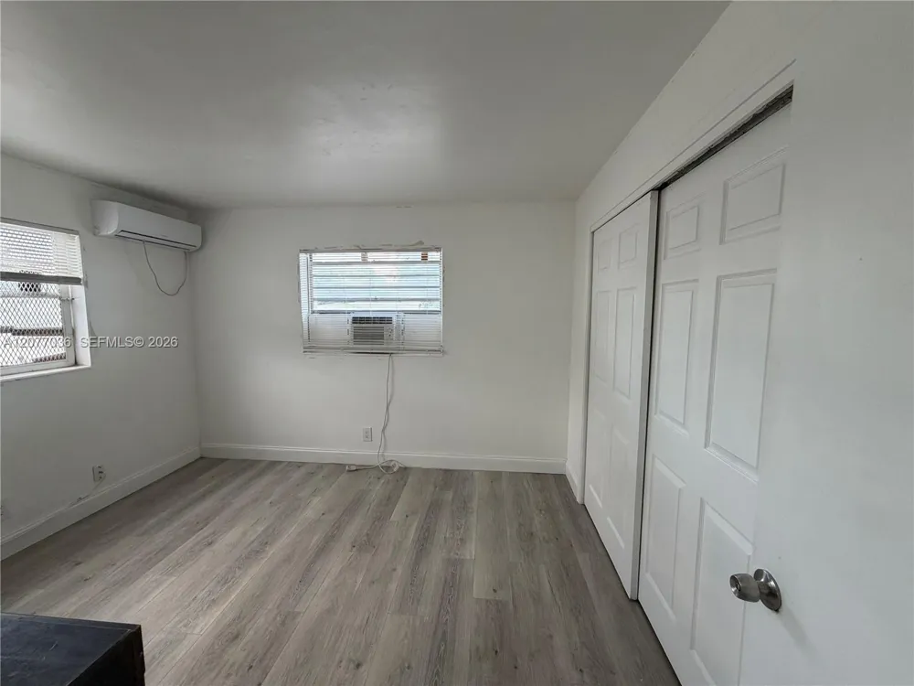 1245 W 35th St #2 Riviera Beach, FL 33404