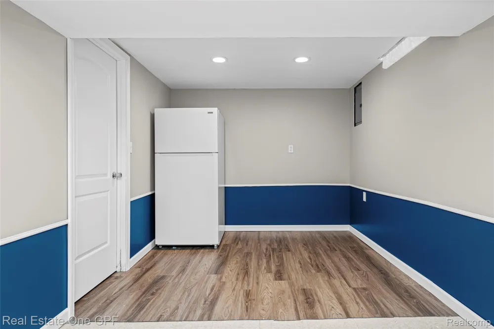 22316 Carolina Street St Clair Shores City, MI 48080