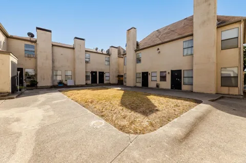 7030 Fair Oaks Avenue #103