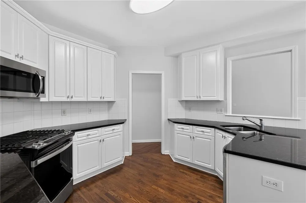 1249 Gate Post Lane Powder Springs, GA 30127