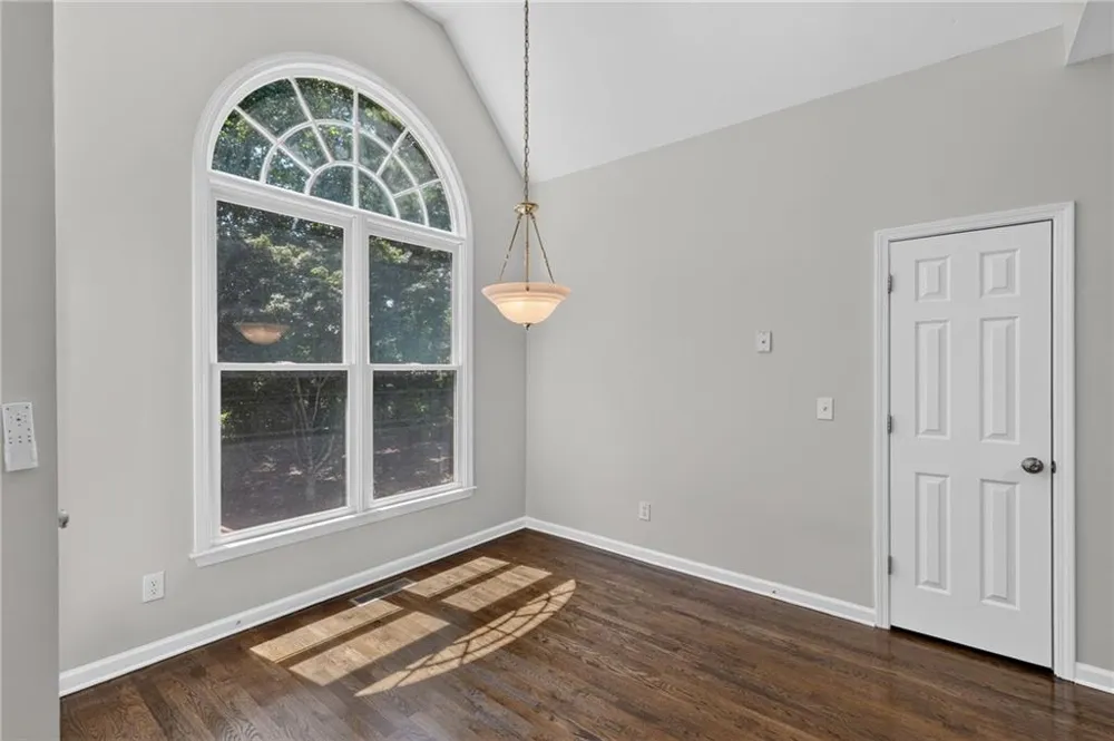 1249 Gate Post Lane Powder Springs, GA 30127