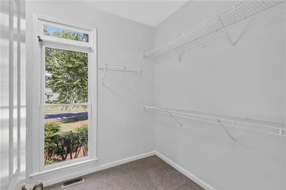 1249 Gate Post Lane Powder Springs, GA 30127