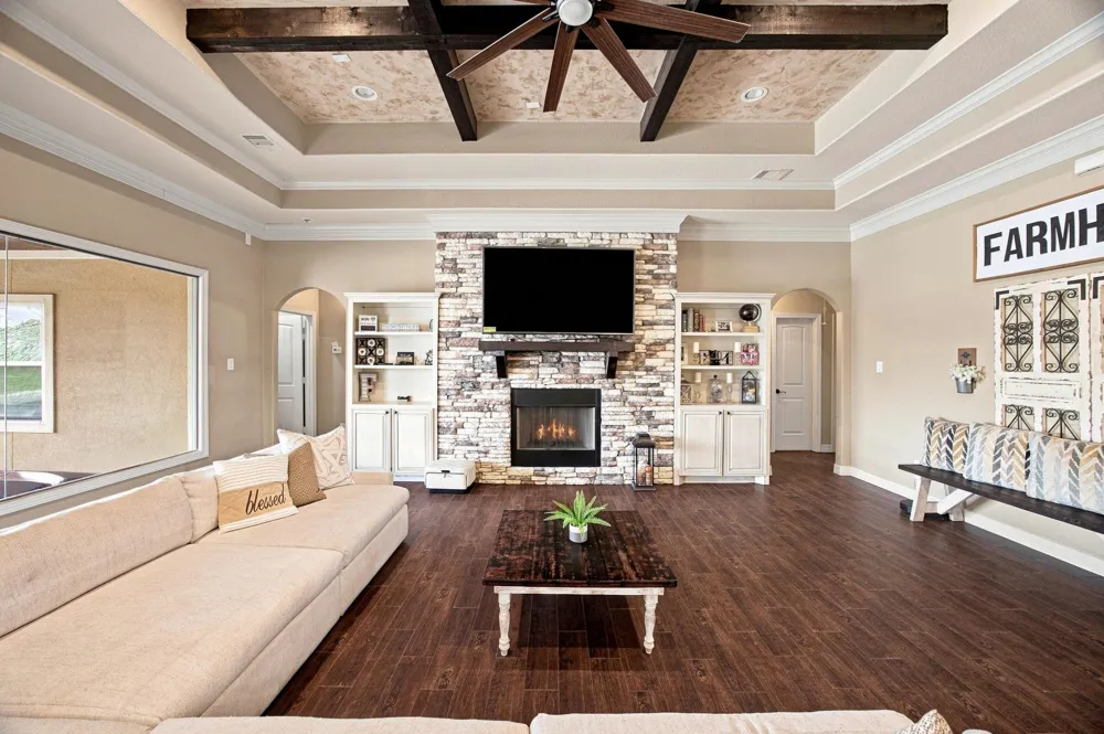 8999 Water Point Drive Beach City, TX 77523