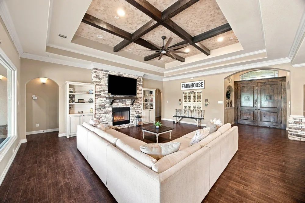 8999 Water Point Drive Beach City, TX 77523