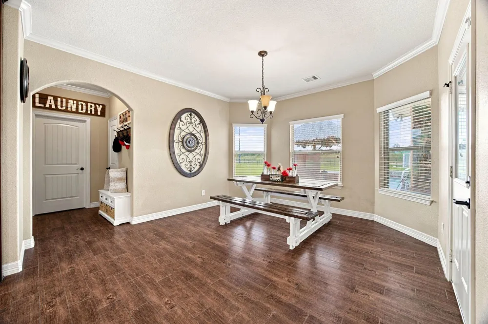 8999 Water Point Drive Beach City, TX 77523