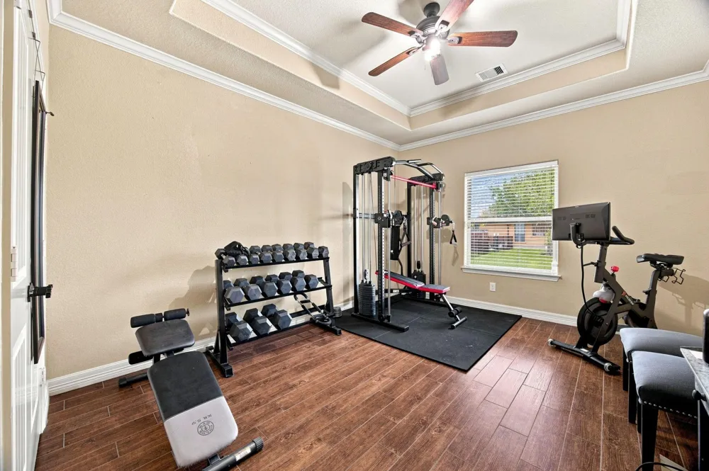 8999 Water Point Drive Beach City, TX 77523