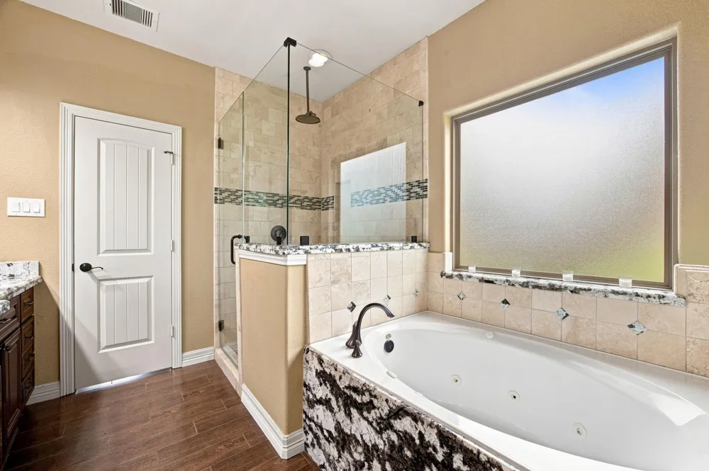 8999 Water Point Drive Beach City, TX 77523