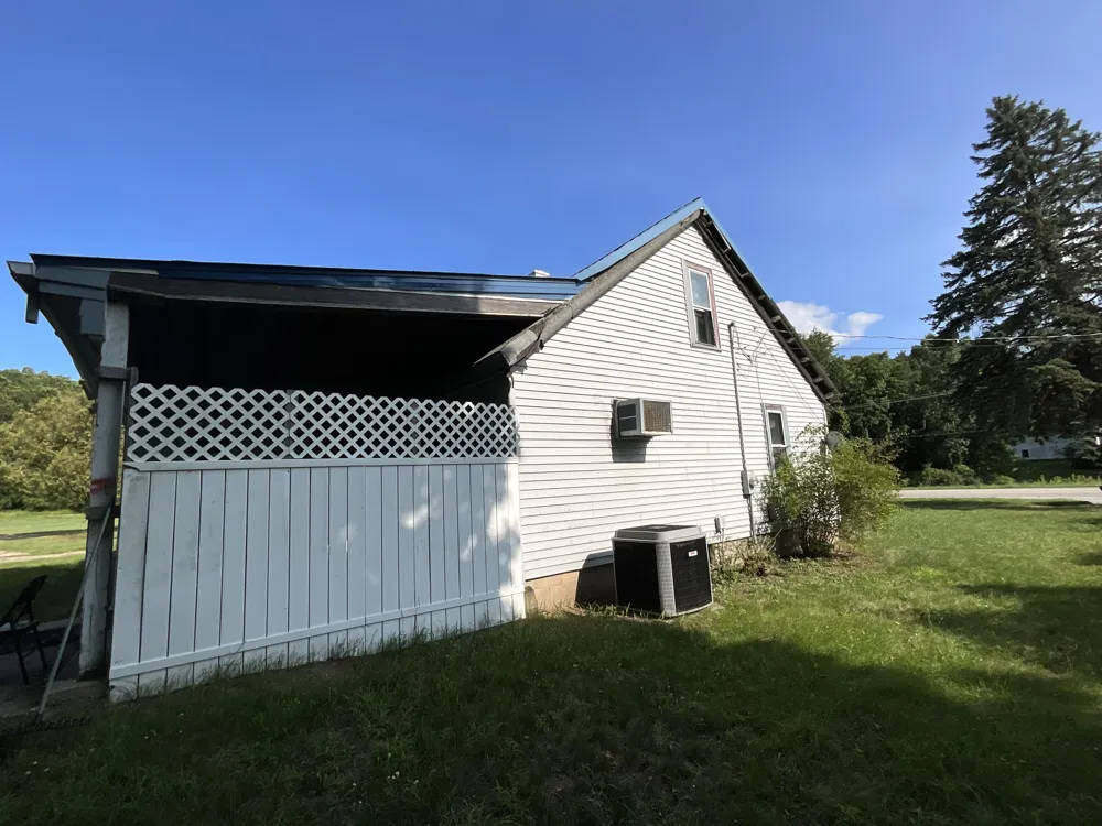 2031 10 Mile Road NE Algoma Township, MI 49321