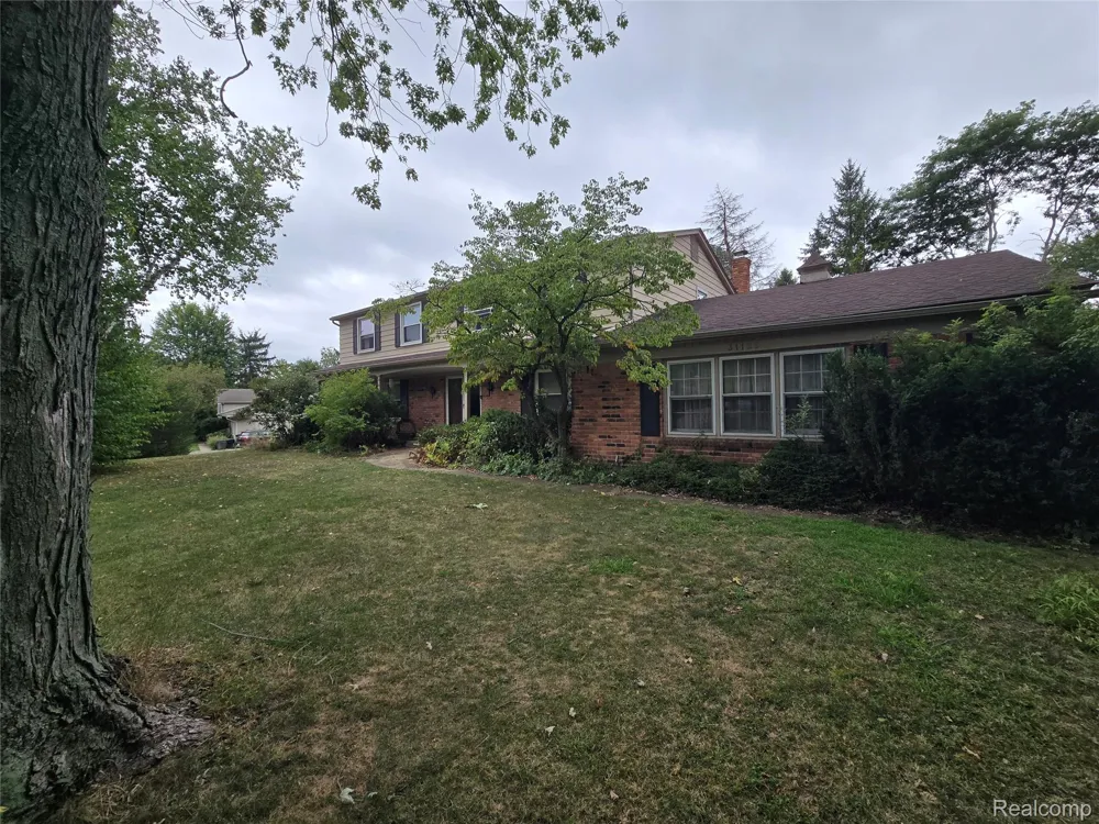 31129 Sturbridge Street Farmington Hills City, MI 48331