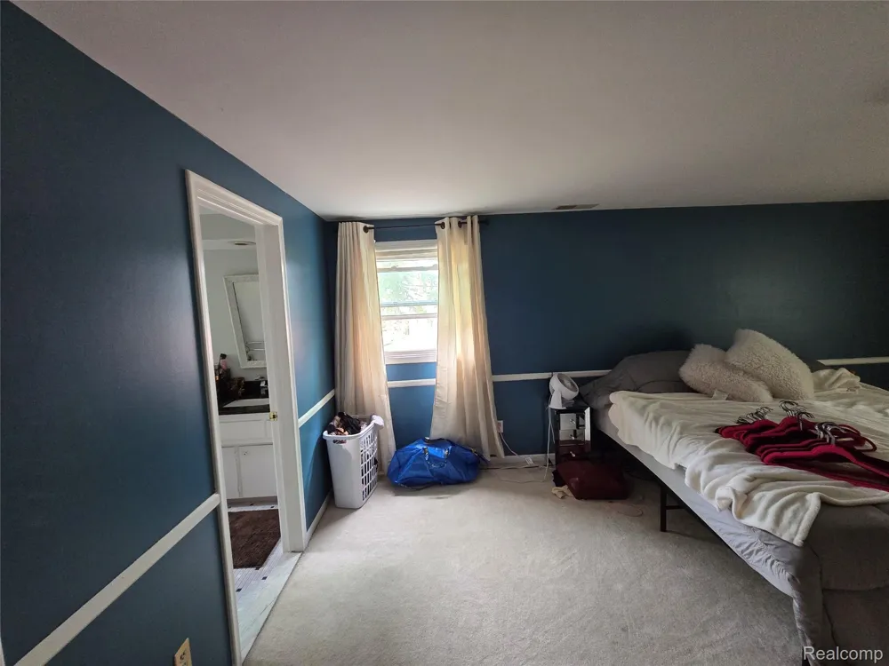 31129 Sturbridge Street Farmington Hills City, MI 48331