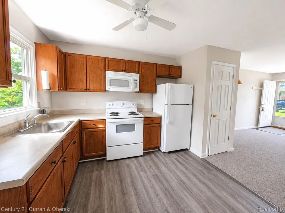 35245 MELTON STREET Westland City, MI 48186