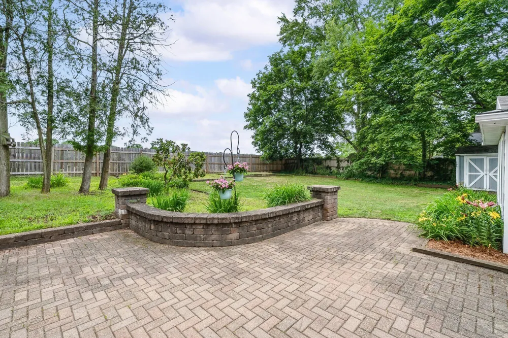 1218 Pinehurst Boulevard Kalamazoo Charter Township, MI 49006