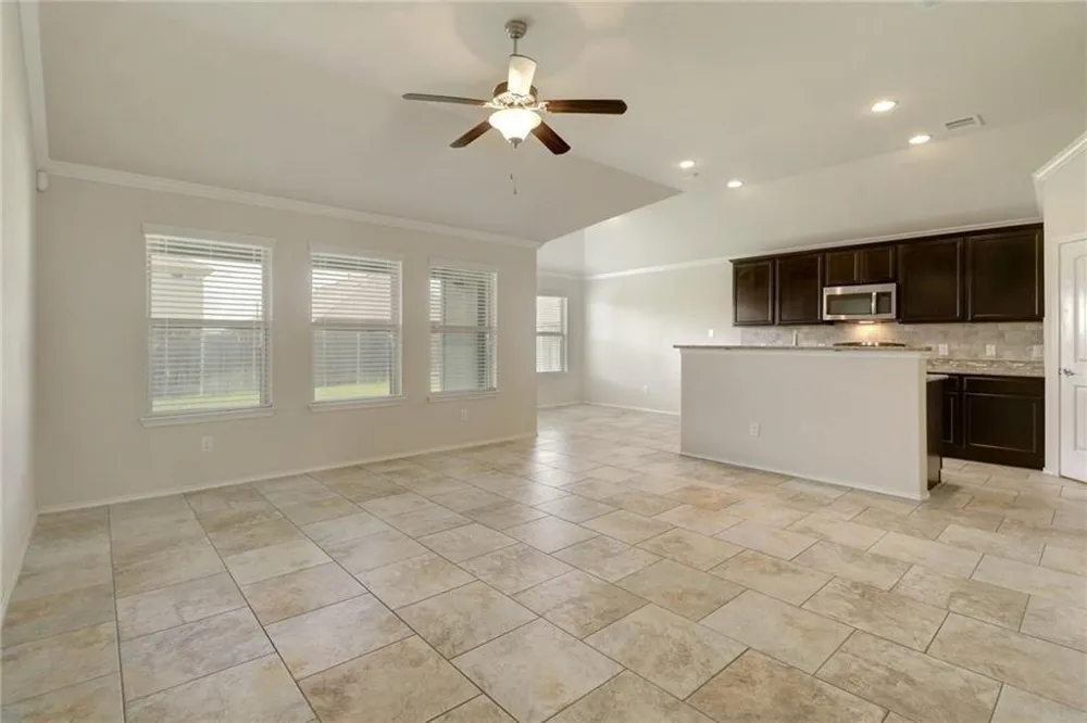 330 Briar Park Drive Georgetown, TX 78626
