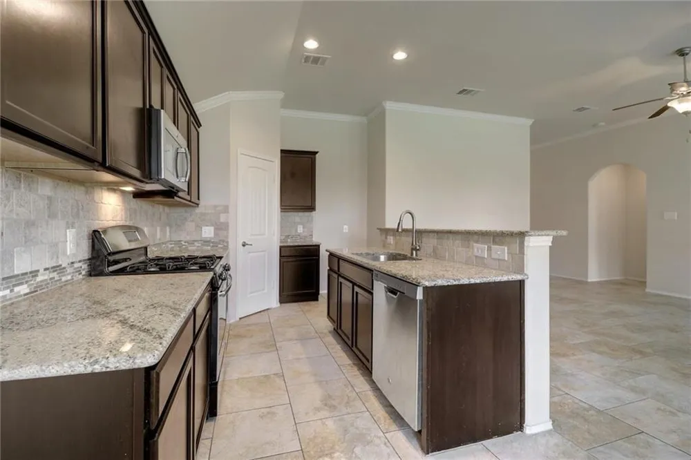 330 Briar Park Drive Georgetown, TX 78626