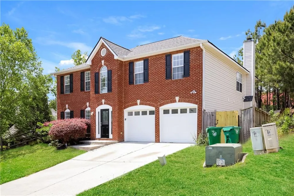 2462 Tolliver Drive Ellenwood, GA 30294