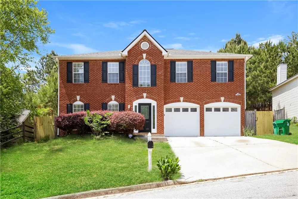2462 Tolliver Drive Ellenwood, GA 30294