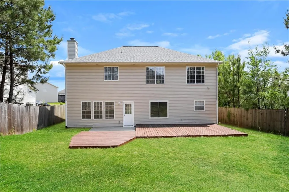 2462 Tolliver Drive Ellenwood, GA 30294