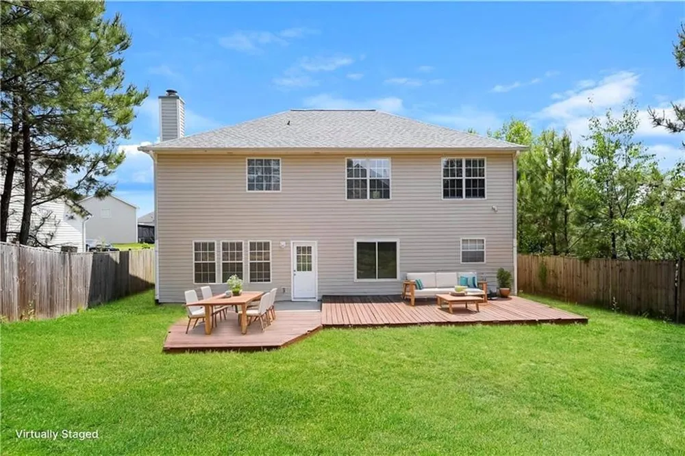 2462 Tolliver Drive Ellenwood, GA 30294