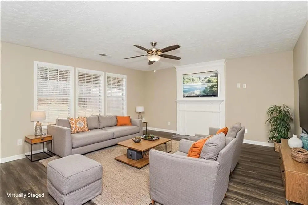 2462 Tolliver Drive Ellenwood, GA 30294