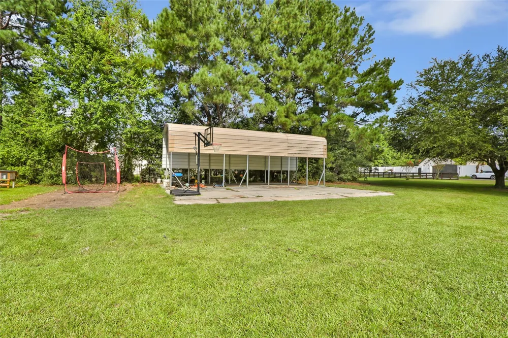 1415 County Road 2291 Cleveland, TX 77327
