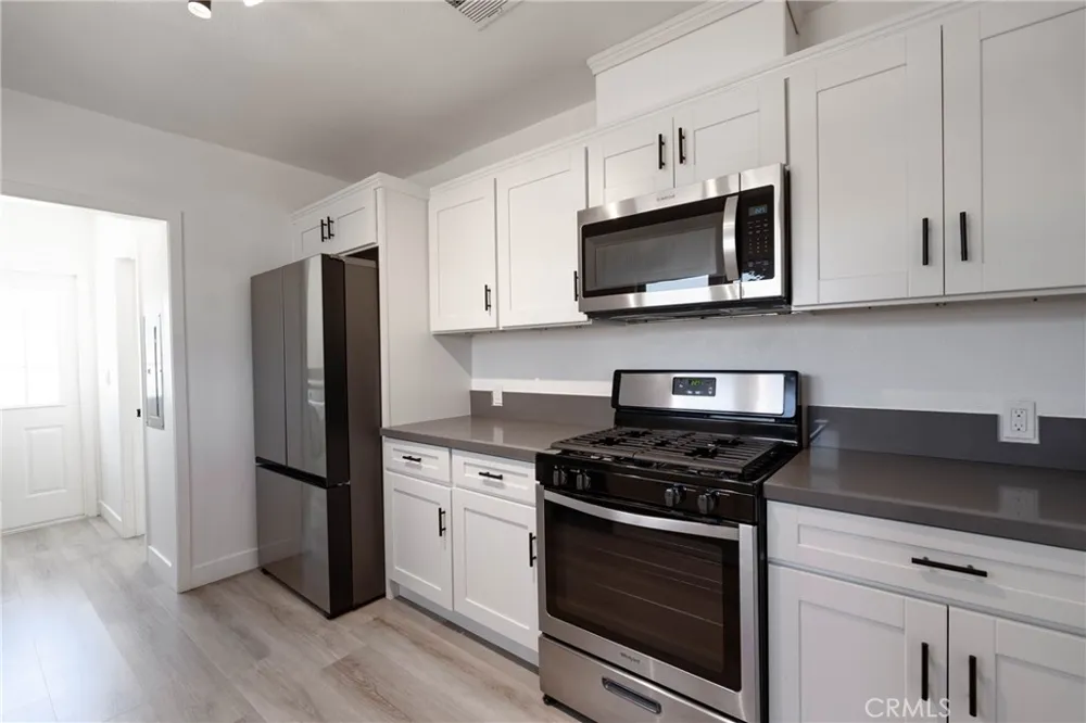 1104 W Palm Avenue Orange, CA 92868